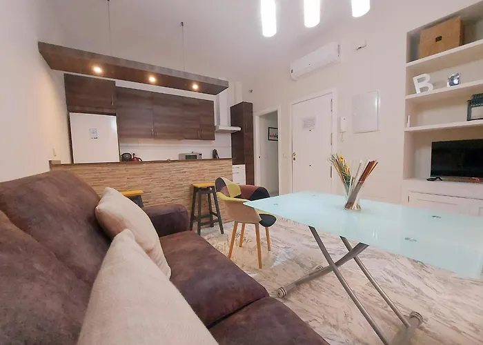 Cozy Apartment In Sevilla Old Town